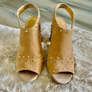Michael Kors women’ shoes 4”heel suede with studs great condition 1 1/2wide heel